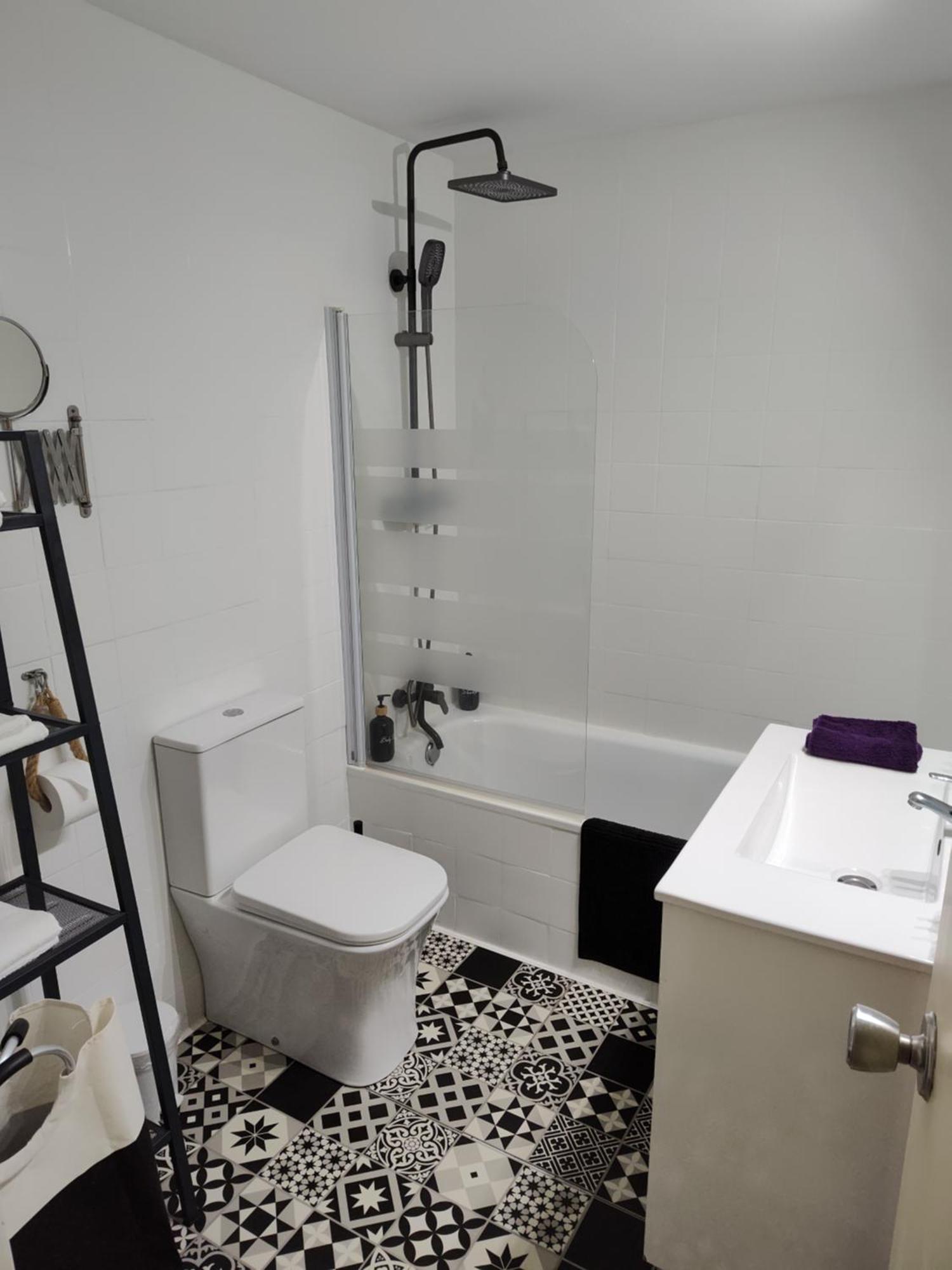 Apartamento Entero Con Desayuno Incluido Y Parking Gratuito, A 3 Km De Playa Con Aire Acondicionado Muskiz Exteriör bild