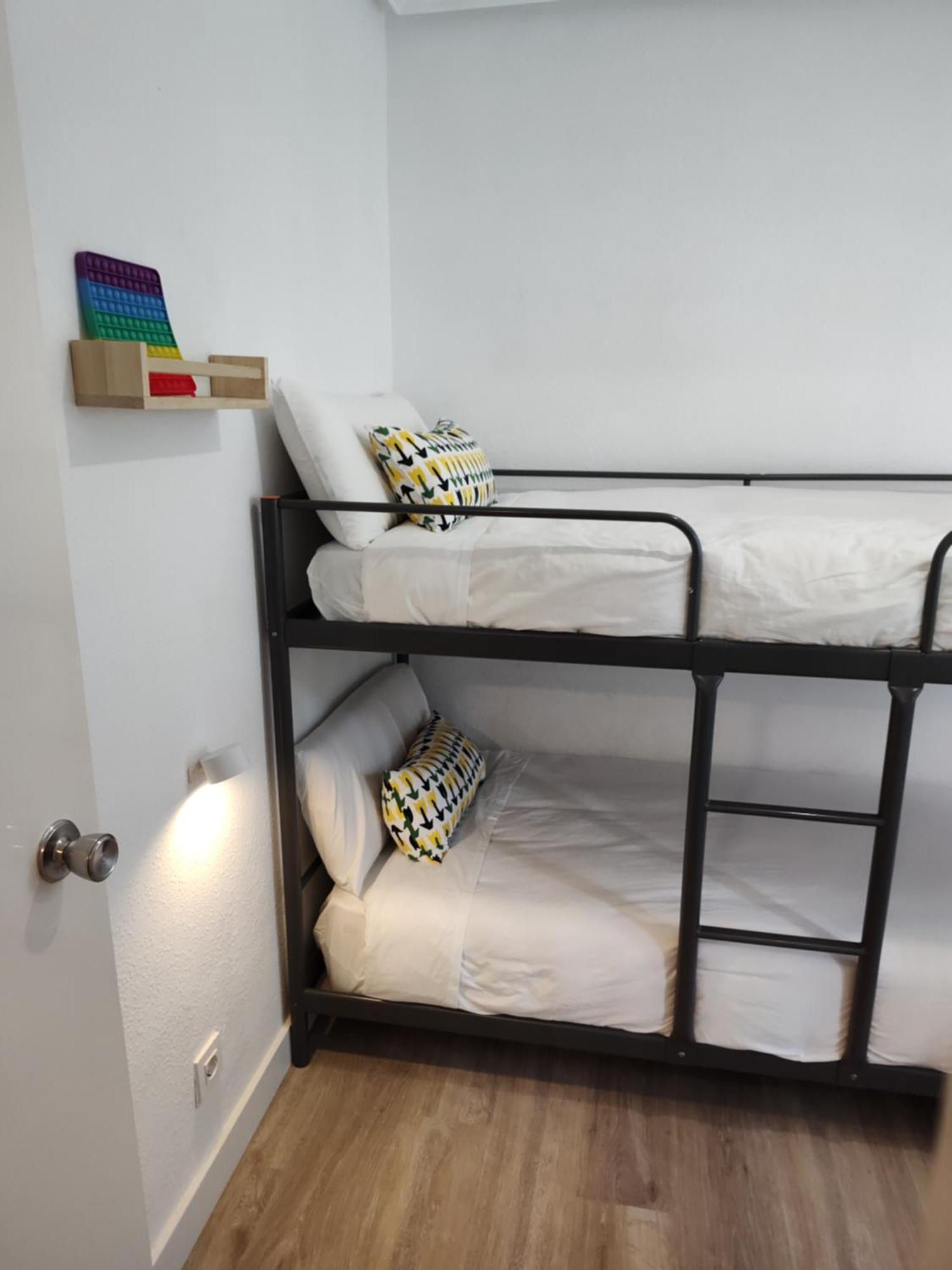 Apartamento Entero Con Desayuno Incluido Y Parking Gratuito, A 3 Km De Playa Con Aire Acondicionado Muskiz Exteriör bild